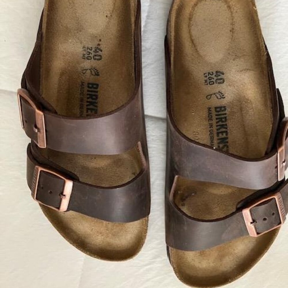 Birkenstock Habana Oiled Leather Sandals.  (Size 40)  Excellent Condition